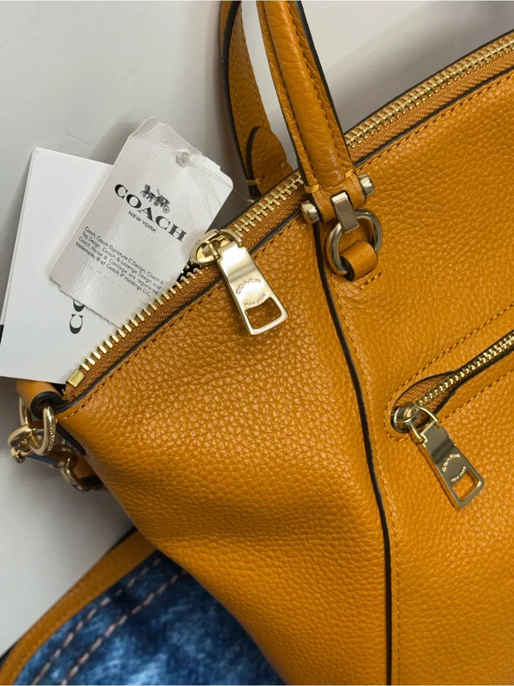 Coach new+tag pebbled